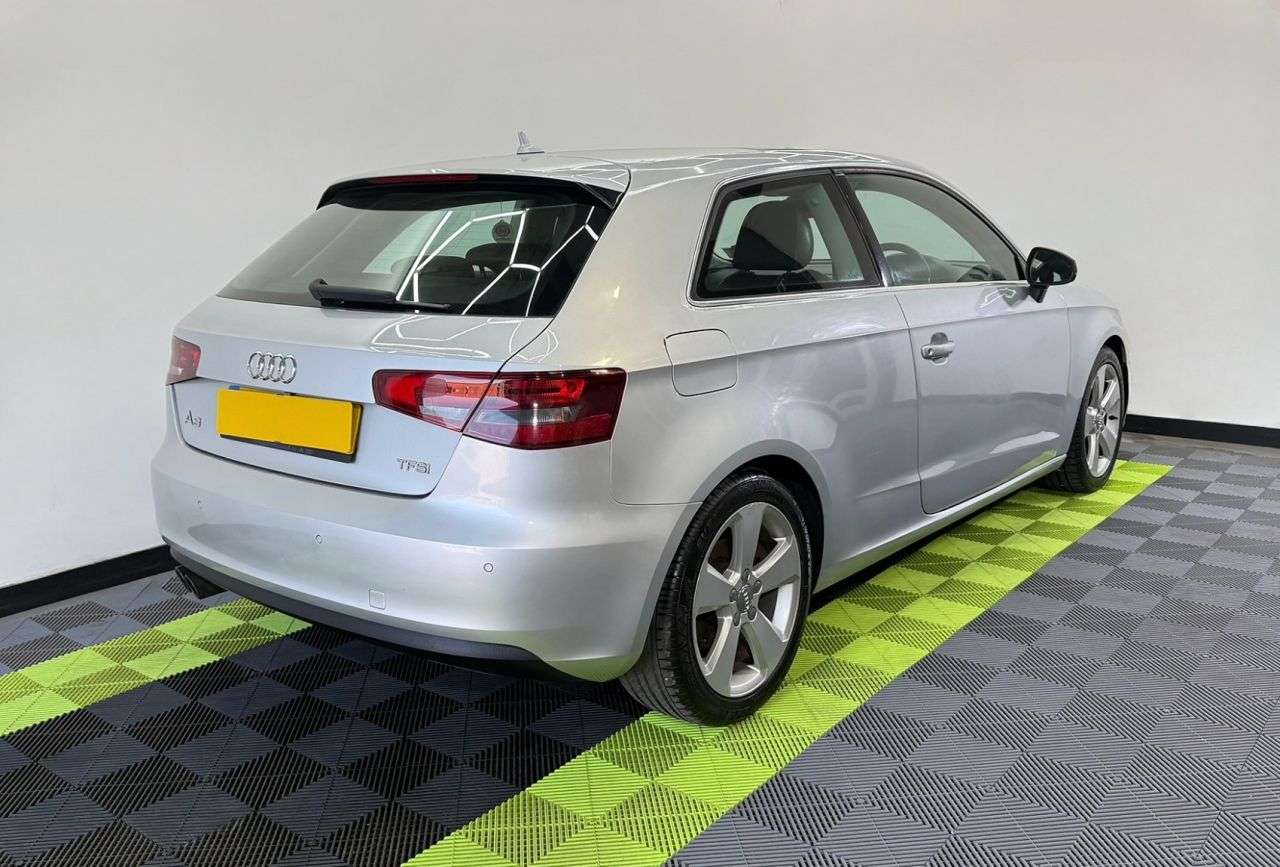 A 2013 AUDI A3 1.4 TFSI Sport Hatchback 3dr Petrol Manual Euro 5 (s/s) (122 ps) A 2013 AUDI A3 1.4 TFSI Sport Hatchback 3dr Petrol Manual Euro 5 (s/s) (122 ps)