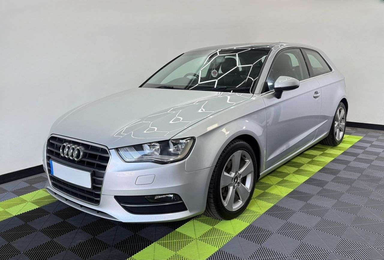 A 2013 AUDI A3 1.4 TFSI Sport Hatchback 3dr Petrol Manual Euro 5 (s/s) (122 ps) A 2013 AUDI A3 1.4 TFSI Sport Hatchback 3dr Petrol Manual Euro 5 (s/s) (122 ps)