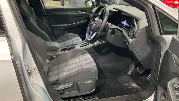 2021 VOLKSWAGEN GOLF 2021 VOLKSWAGEN GOLF