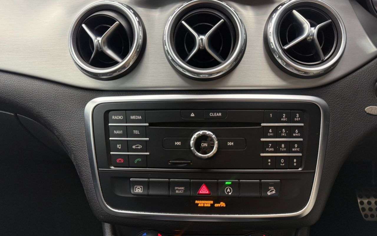 2016 MERCEDES-BENZ GLA220 2016 MERCEDES-BENZ GLA220