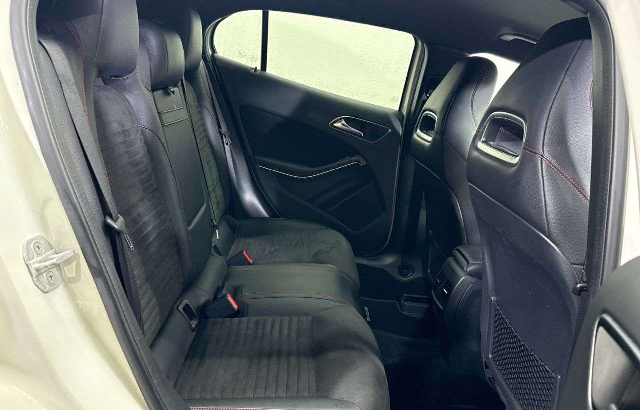 2016 MERCEDES-BENZ GLA220 2016 MERCEDES-BENZ GLA220