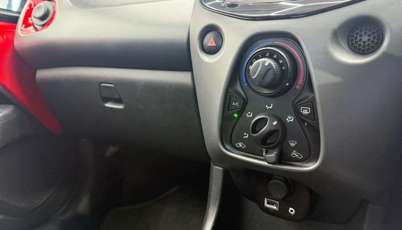 2019 TOYOTA AYGO 2019 TOYOTA AYGO