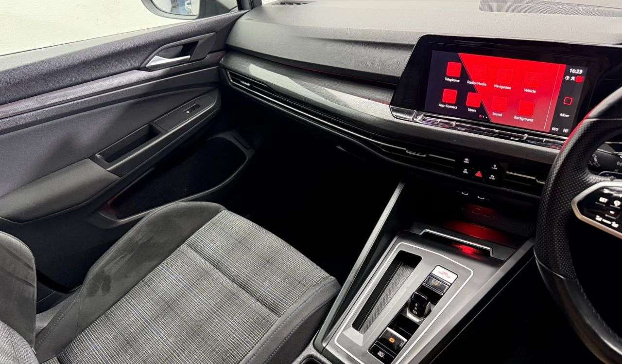 2021 VOLKSWAGEN GOLF 2021 VOLKSWAGEN GOLF