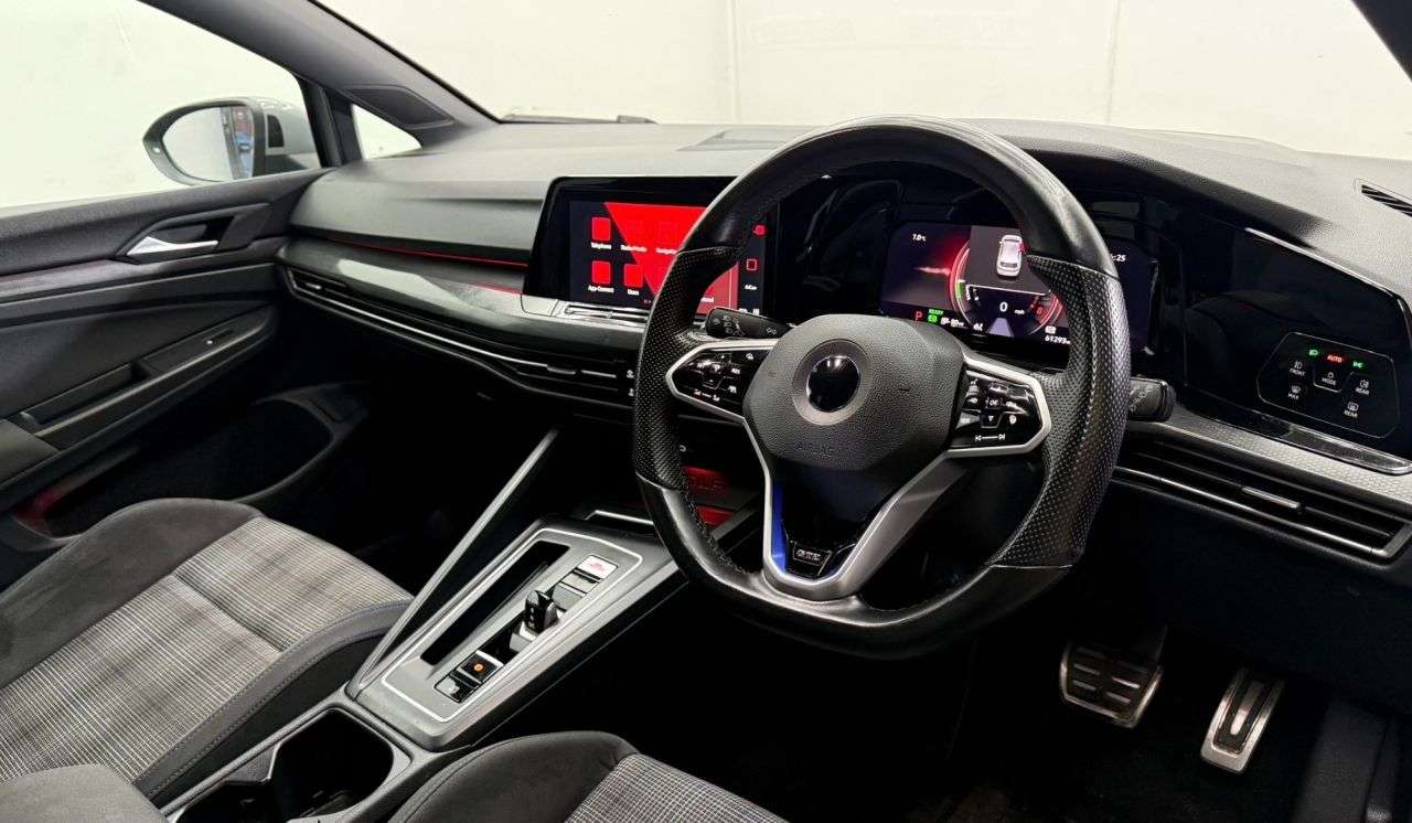 2021 VOLKSWAGEN GOLF 2021 VOLKSWAGEN GOLF