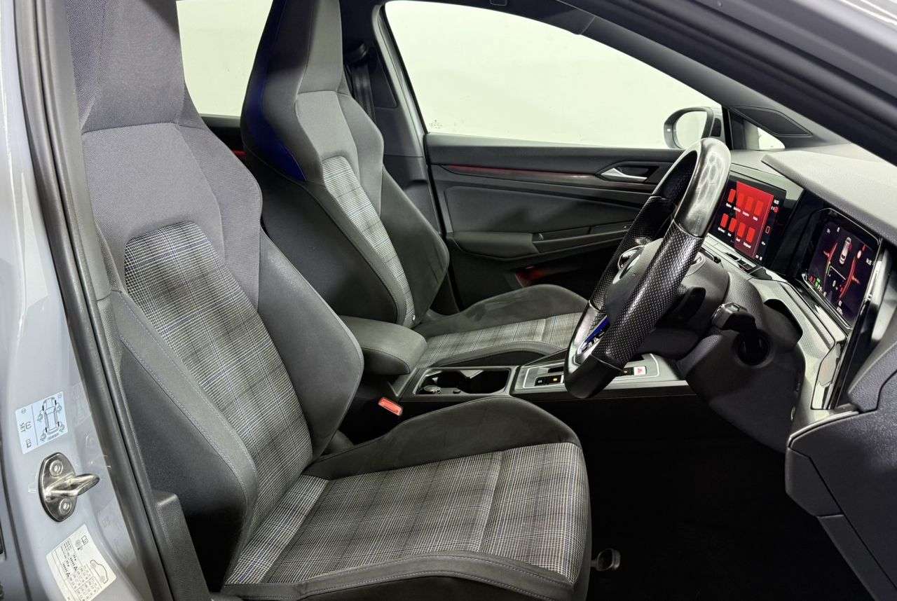 2021 VOLKSWAGEN GOLF 2021 VOLKSWAGEN GOLF