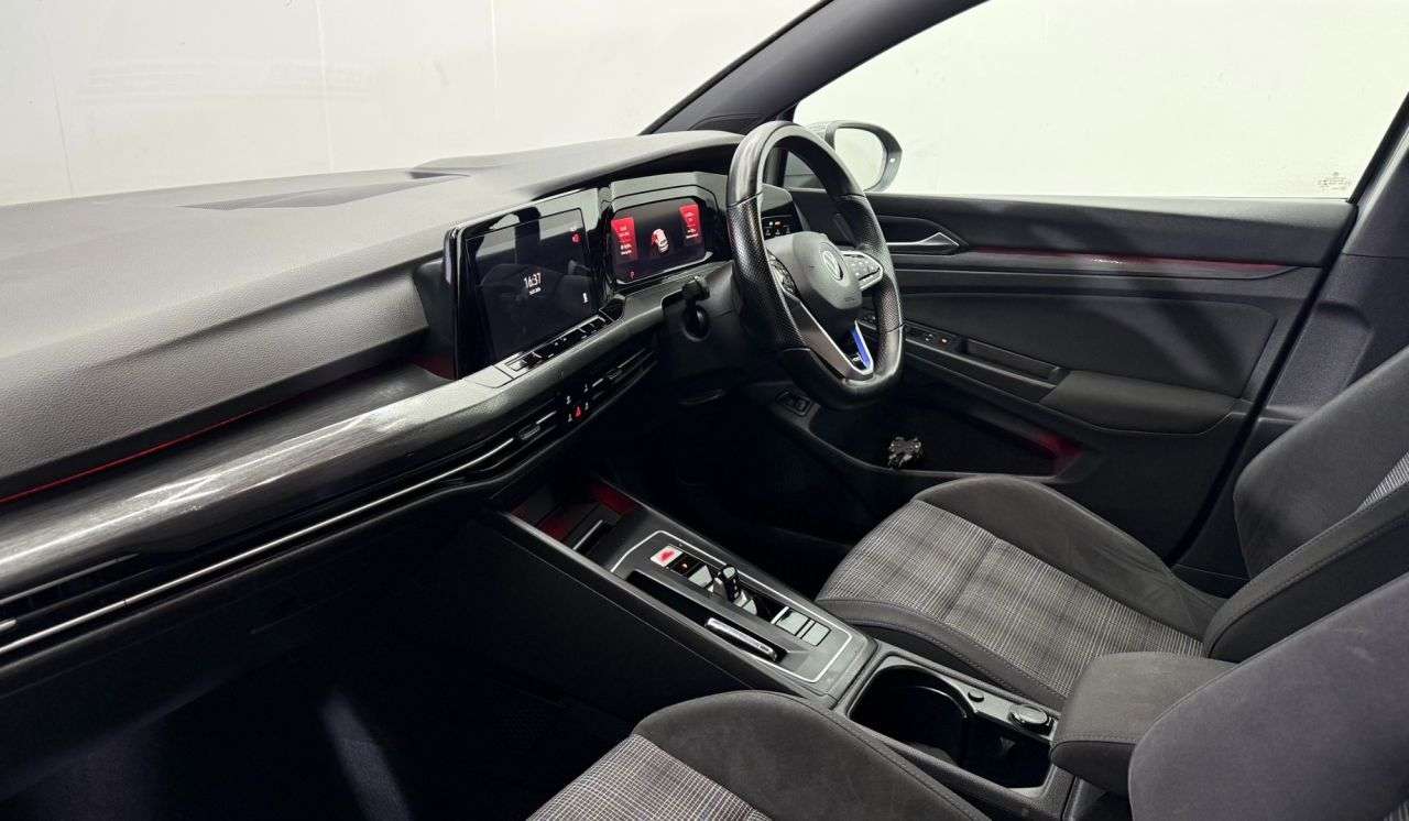 2021 VOLKSWAGEN GOLF 2021 VOLKSWAGEN GOLF