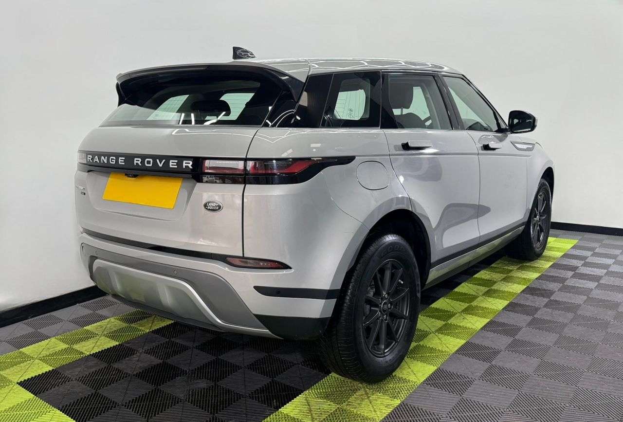 A 2020 LAND ROVER RANGE ROVER EVOQUE 2.0 D150 SUV 5dr Diesel Manual FWD Euro 6 (s/s) (150 ps) A 2020 LAND ROVER RANGE ROVER EVOQUE 2.0 D150 SUV 5dr Diesel Manual FWD Euro 6 (s/s) (150 ps)