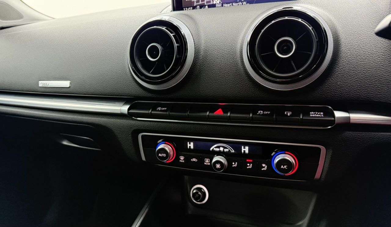 2016 AUDI A3 2016 AUDI A3