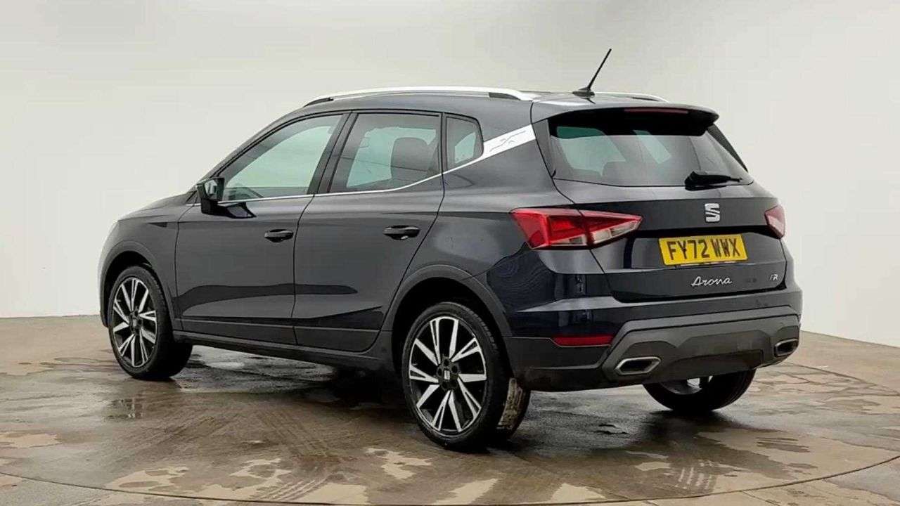 A 2022 SEAT ARONA 1.0 TSI FR Edition SUV 5dr Petrol Manual Euro 6 (s/s) (110 ps) A 2022 SEAT ARONA 1.0 TSI FR Edition SUV 5dr Petrol Manual Euro 6 (s/s) (110 ps)