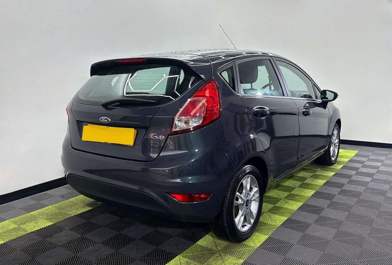 A 2015 FORD FIESTA 1.5 TDCi Zetec Hatchback 5dr Diesel Manual Euro 5 (75 ps) A 2015 FORD FIESTA 1.5 TDCi Zetec Hatchback 5dr Diesel Manual Euro 5 (75 ps)