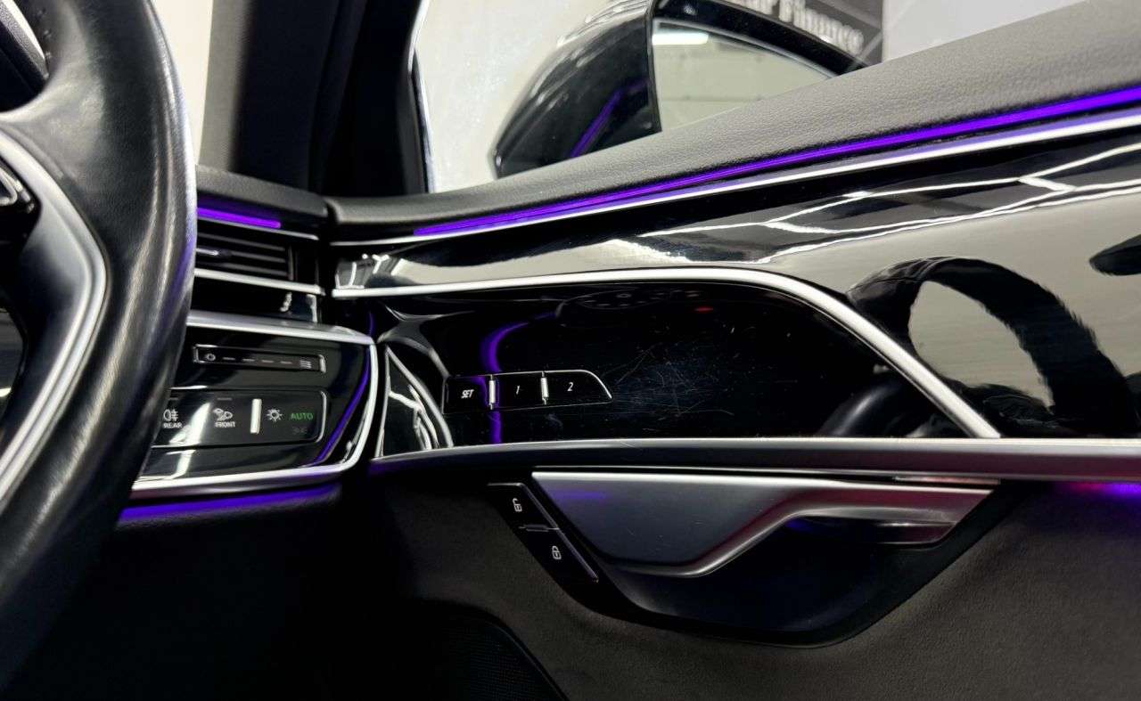 2020 AUDI A8 2020 AUDI A8