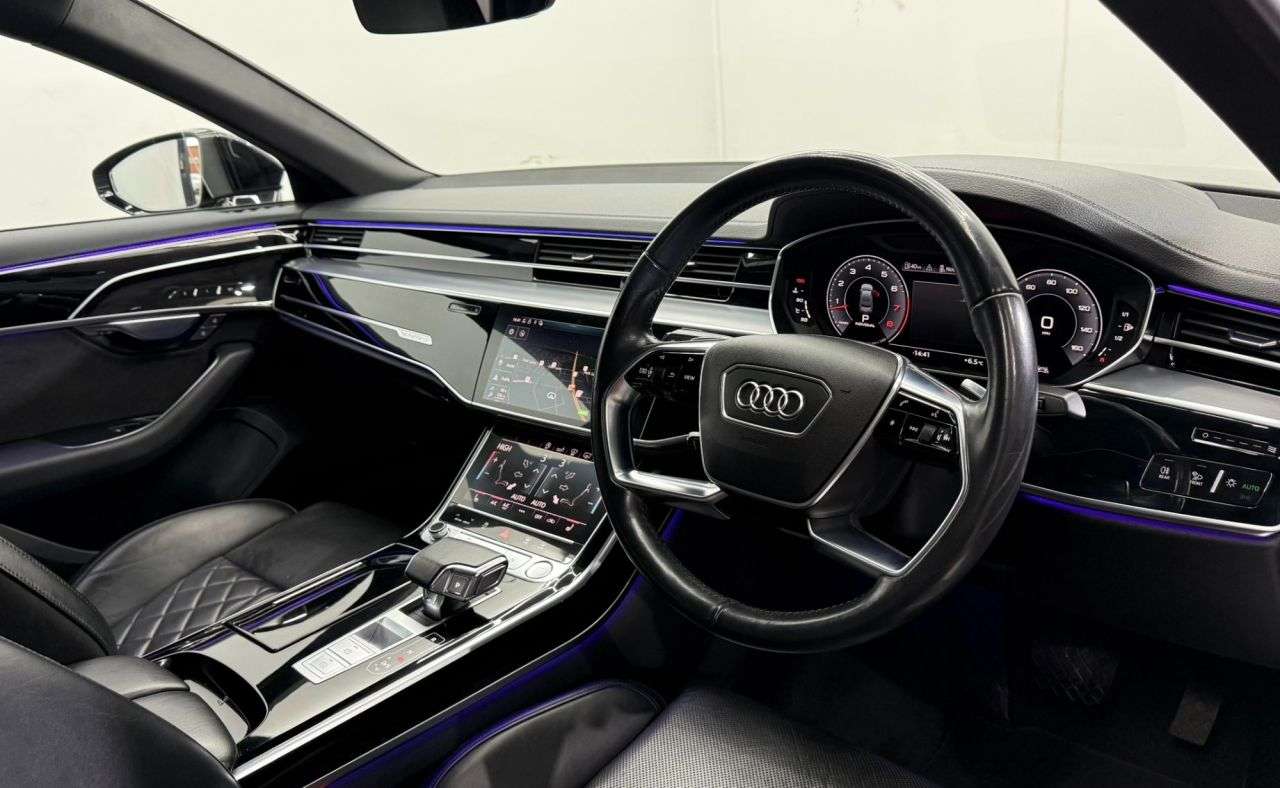 2020 AUDI A8 2020 AUDI A8