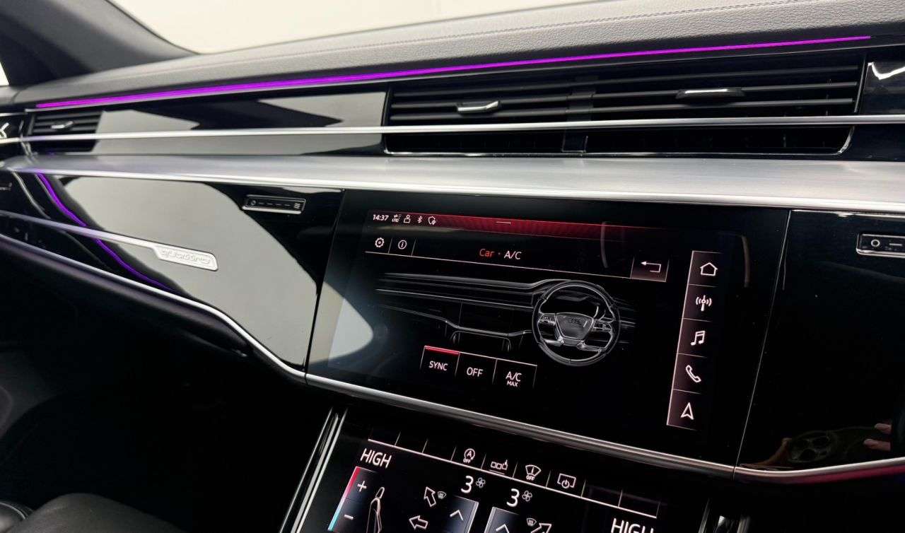 2020 AUDI A8 2020 AUDI A8