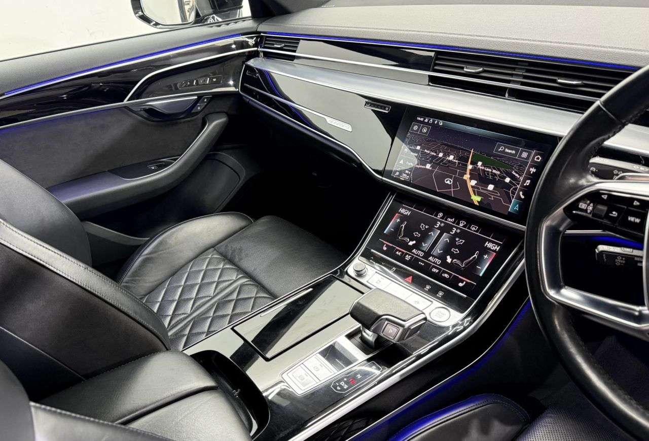 2020 AUDI A8 2020 AUDI A8