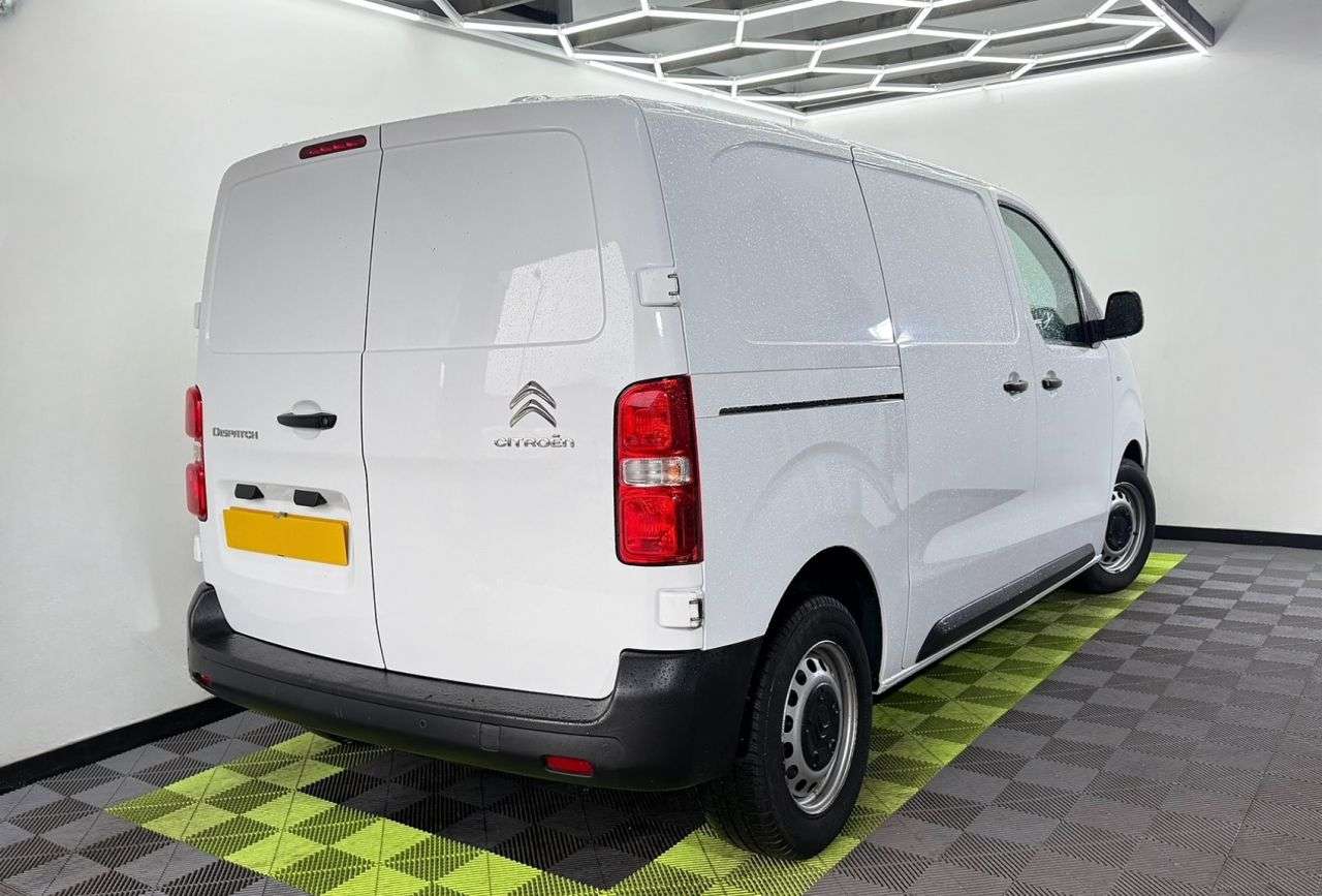 A 2021 CITROEN DISPATCH 2.0 BlueHDi 1400 Enterprise M Panel Van 6dr Diesel Manual FWD 2 Euro 6 (s/s A 2021 CITROEN DISPATCH 2.0 BlueHDi 1400 Enterprise M Panel Van 6dr Diesel Manual FWD 2 Euro 6 (s/s