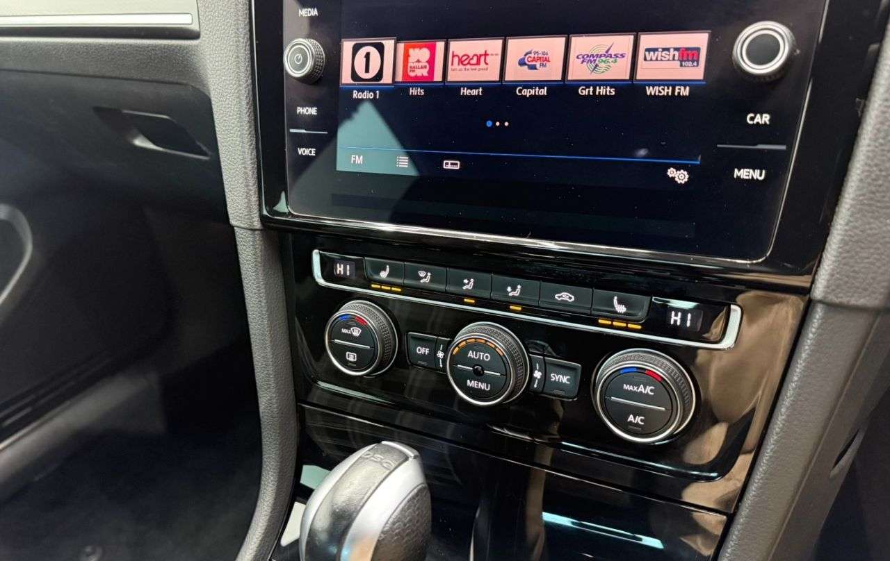 2017 VOLKSWAGEN GOLF 2017 VOLKSWAGEN GOLF