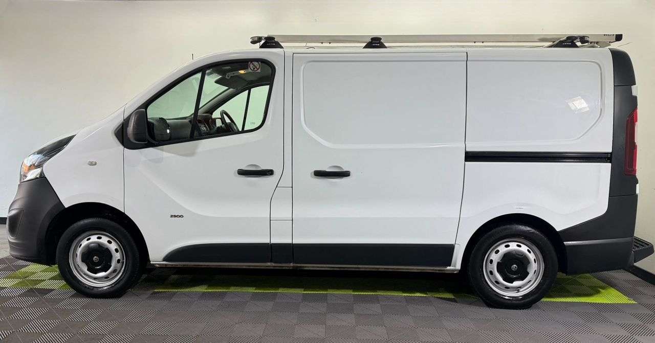 2016 VAUXHALL VIVARO 2016 VAUXHALL VIVARO
