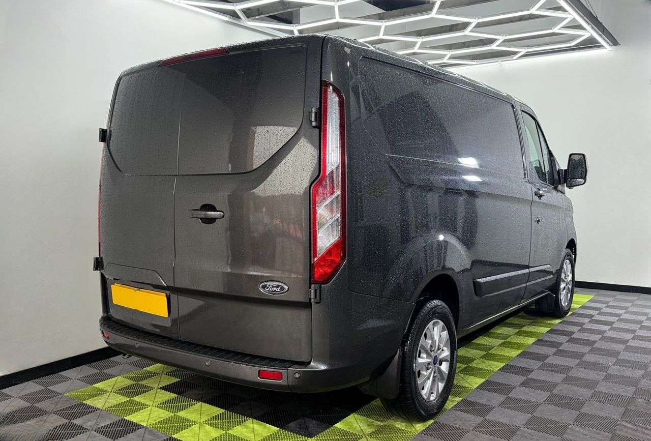 A 2021 FORD TRANSIT CUSTOM 2.0 280 EcoBlue Limited Panel Van 5dr Diesel Manual L1 H1 Euro 6 (s/s) (130 A 2021 FORD TRANSIT CUSTOM 2.0 280 EcoBlue Limited Panel Van 5dr Diesel Manual L1 H1 Euro 6 (s/s) (130