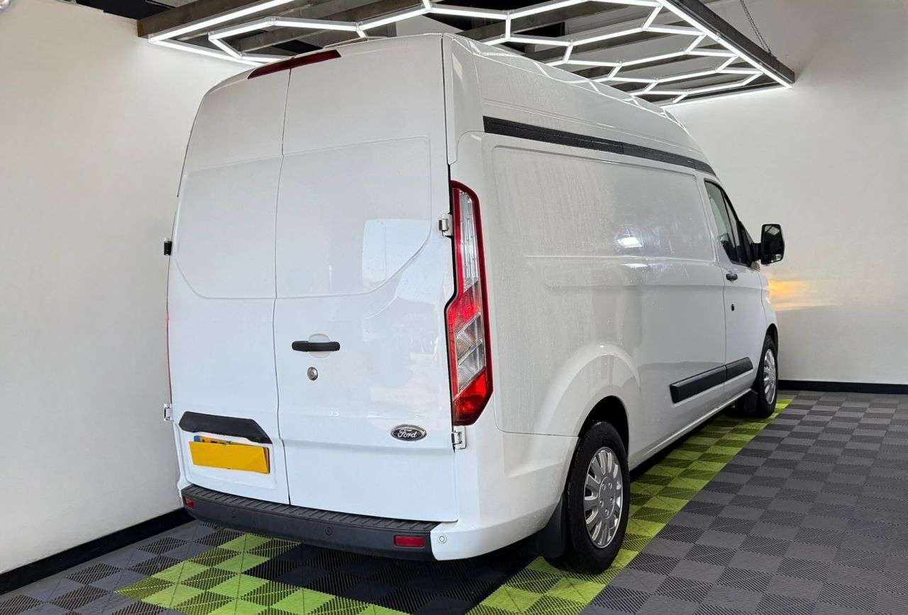 A 2018 FORD TRANSIT CUSTOM 2.0 340 EcoBlue Trend Panel Van 5dr Diesel Manual L2 H2 Euro 6 (130 ps) A 2018 FORD TRANSIT CUSTOM 2.0 340 EcoBlue Trend Panel Van 5dr Diesel Manual L2 H2 Euro 6 (130 ps)