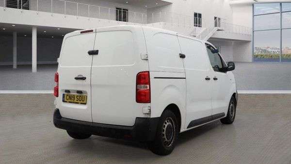 A 2019 CITROEN DISPATCH 1.6 BlueHDi 1000 X M Panel Van 6dr Diesel Manual FWD 2 Euro 6 (95 ps) A 2019 CITROEN DISPATCH 1.6 BlueHDi 1000 X M Panel Van 6dr Diesel Manual FWD 2 Euro 6 (95 ps)