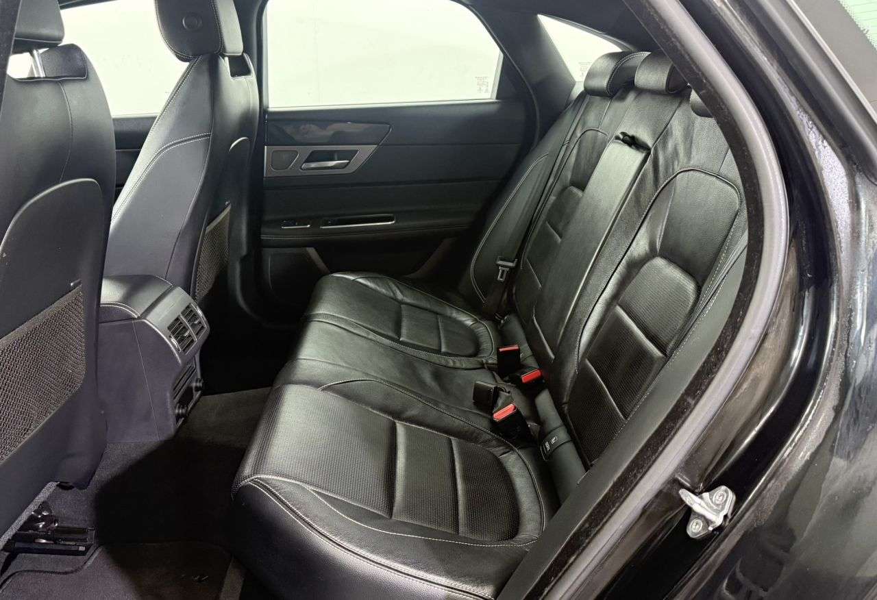 2016 JAGUAR XF 2016 JAGUAR XF