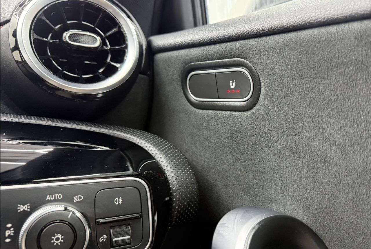 2019 MERCEDES-BENZ A-CLASS 2019 MERCEDES-BENZ A-CLASS