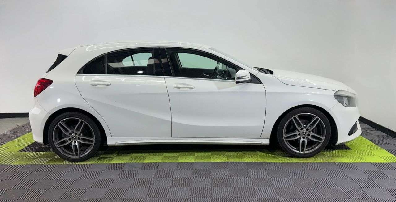 2017 MERCEDES-BENZ A-CLASS 2017 MERCEDES-BENZ A-CLASS