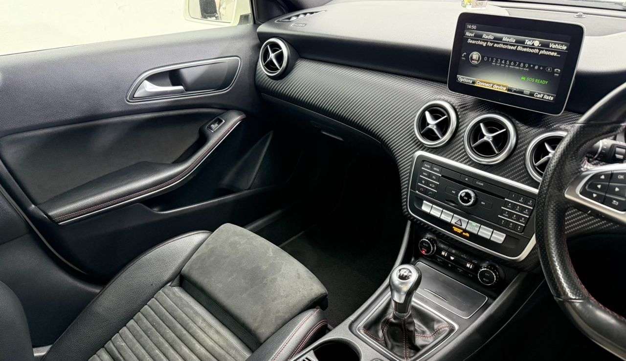 2017 MERCEDES-BENZ A-CLASS 2017 MERCEDES-BENZ A-CLASS