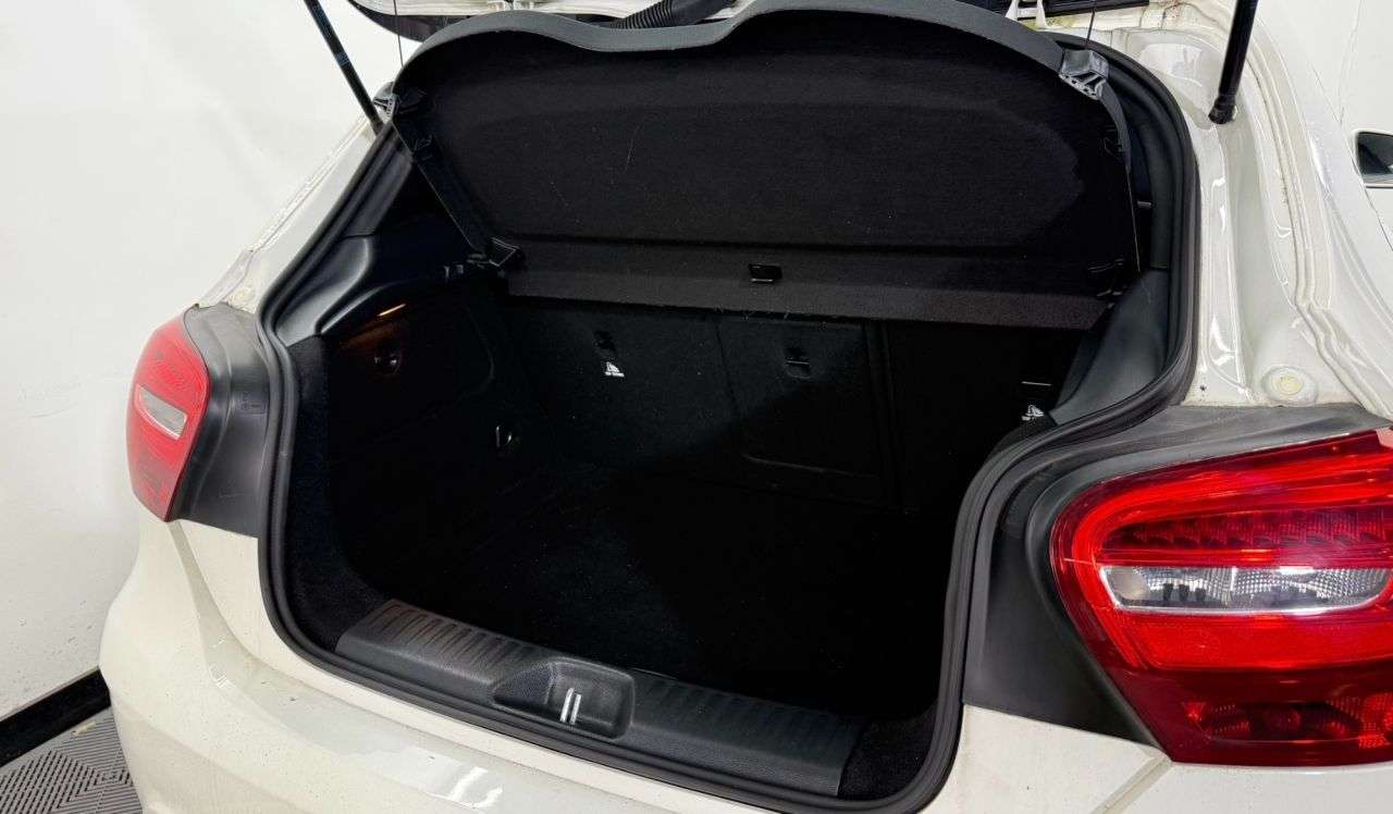 2017 MERCEDES-BENZ A-CLASS 2017 MERCEDES-BENZ A-CLASS