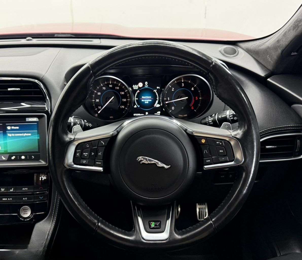 2019 JAGUAR F-PACE 2019 JAGUAR F-PACE