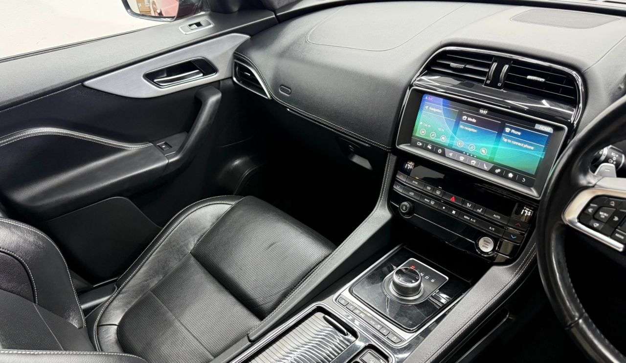 2019 JAGUAR F-PACE 2019 JAGUAR F-PACE