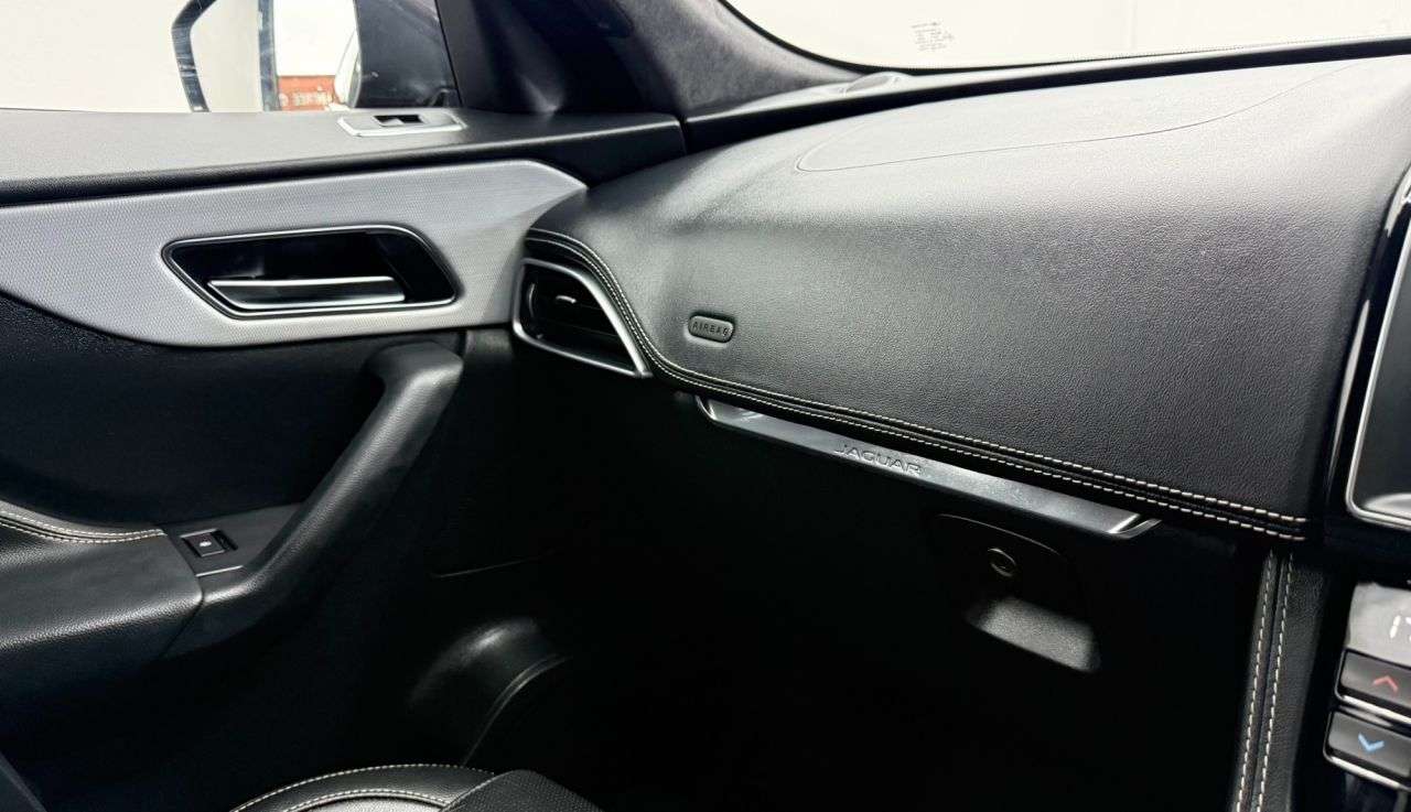 2019 JAGUAR F-PACE 2019 JAGUAR F-PACE