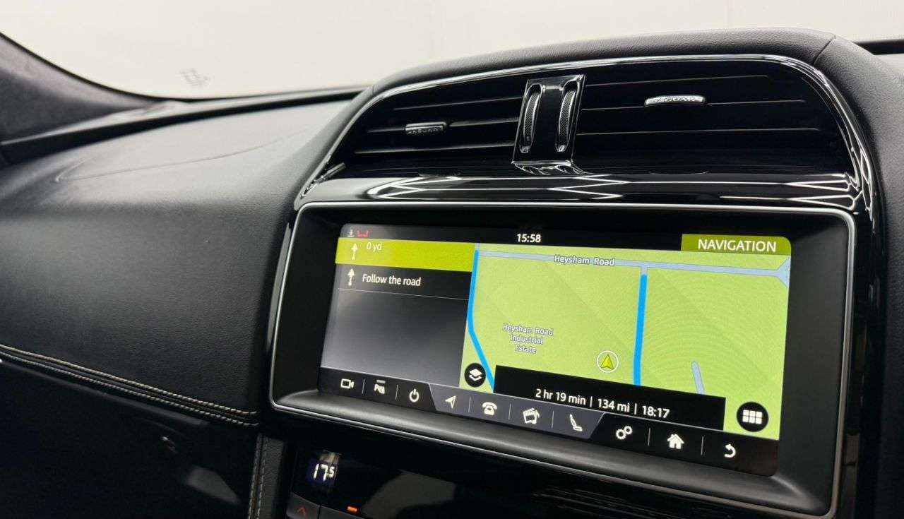 2019 JAGUAR F-PACE 2019 JAGUAR F-PACE