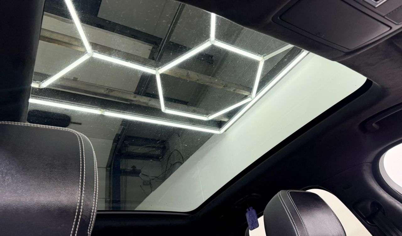 2019 JAGUAR F-PACE 2019 JAGUAR F-PACE