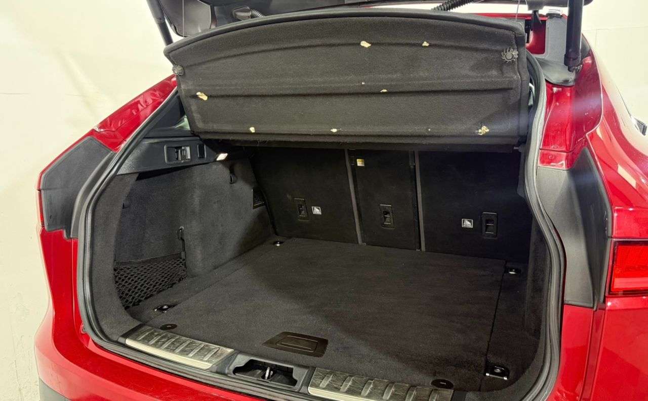 2019 JAGUAR F-PACE 2019 JAGUAR F-PACE