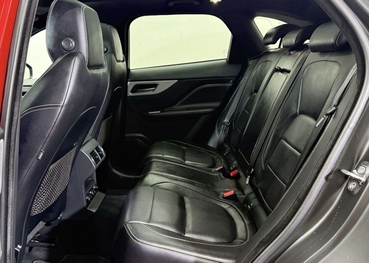 2019 JAGUAR F-PACE 2019 JAGUAR F-PACE