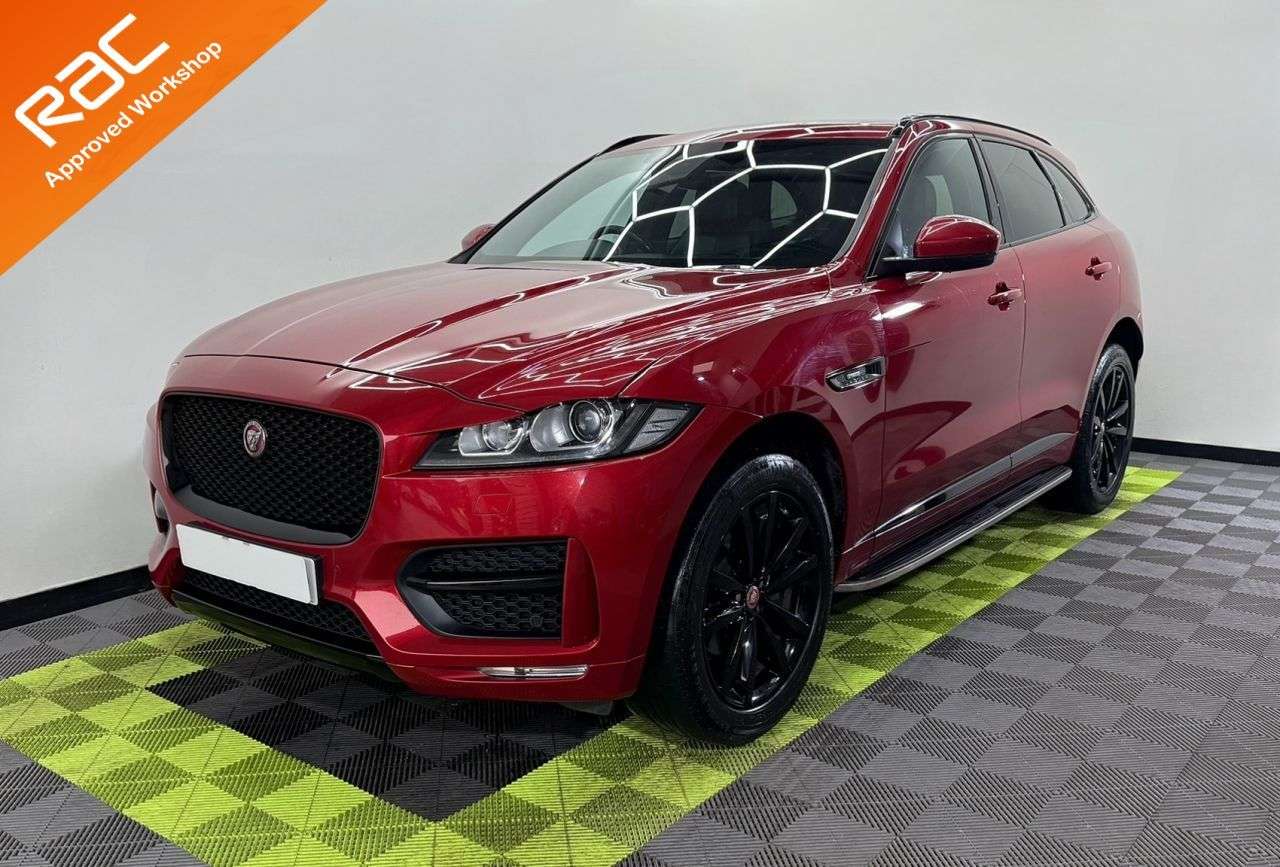 A 2019 JAGUAR F-PACE 2.0 D180 R-Sport SUV 5dr Diesel Auto AWD Euro 6 (s/s) (180 ps) A 2019 JAGUAR F-PACE 2.0 D180 R-Sport SUV 5dr Diesel Auto AWD Euro 6 (s/s) (180 ps)