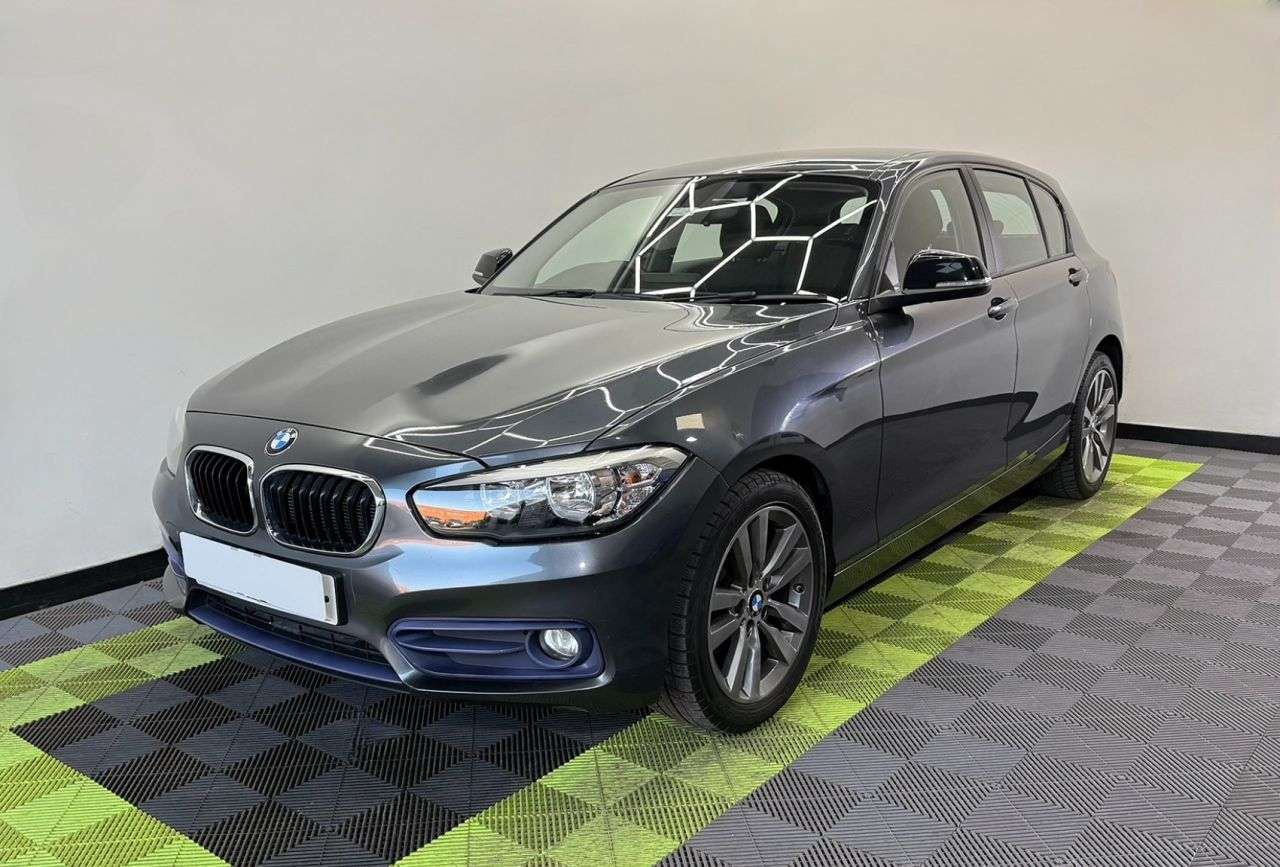 A 2016 BMW 1 SERIES 1.5 118i Sport Hatchback 5dr Petrol Manual Euro 6 (s/s) (136 ps) A 2016 BMW 1 SERIES 1.5 118i Sport Hatchback 5dr Petrol Manual Euro 6 (s/s) (136 ps)
