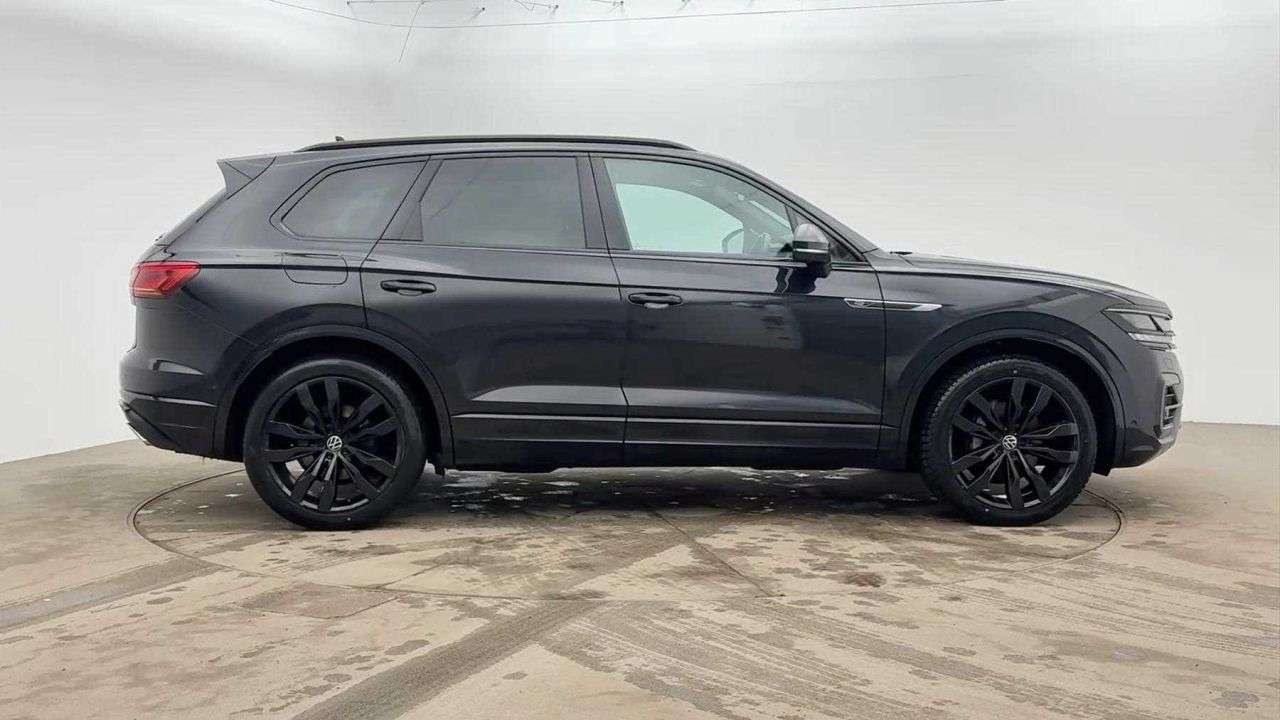 2021 VOLKSWAGEN TOUAREG 2021 VOLKSWAGEN TOUAREG