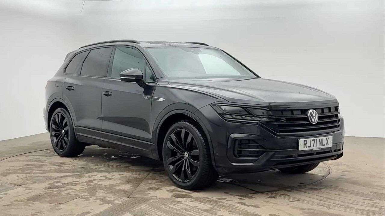 A 2021 VOLKSWAGEN TOUAREG 3.0 TDI V6 Black Edition SUV 5dr Diesel Tiptronic 4Motion Euro 6 (s/s) (286 A 2021 VOLKSWAGEN TOUAREG 3.0 TDI V6 Black Edition SUV 5dr Diesel Tiptronic 4Motion Euro 6 (s/s) (286