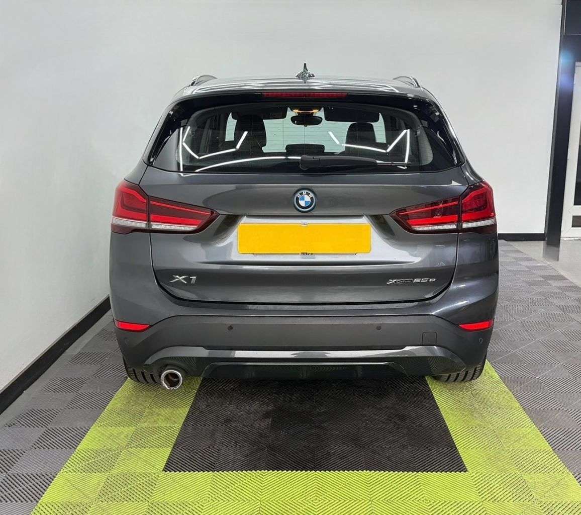 2022 BMW X1 2022 BMW X1