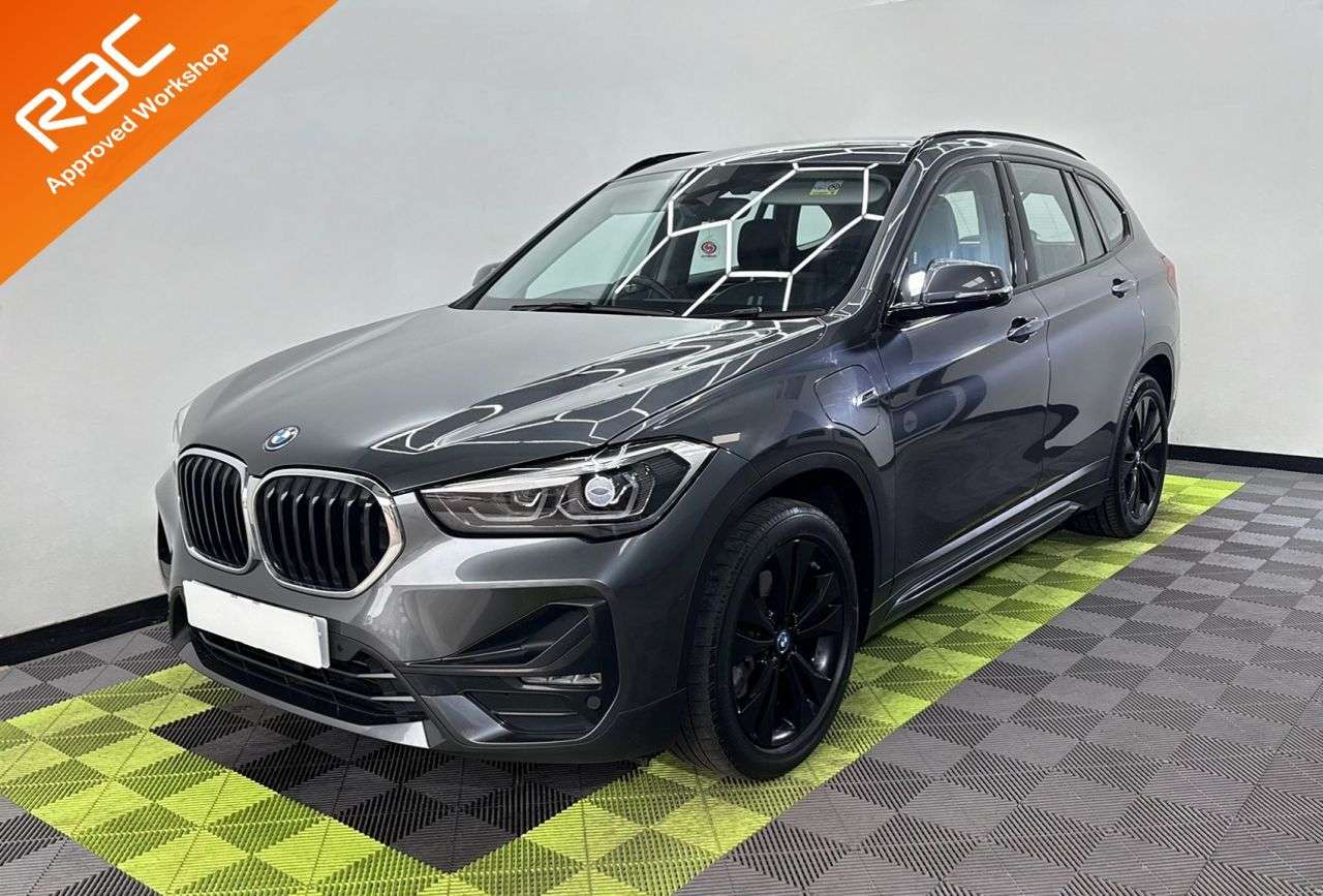 A 2022 BMW X1 1.5 25e 10kWh Sport SUV 5dr Petrol Plug-in Hybrid Auto xDrive Euro 6 (s/s) A 2022 BMW X1 1.5 25e 10kWh Sport SUV 5dr Petrol Plug-in Hybrid Auto xDrive Euro 6 (s/s)
