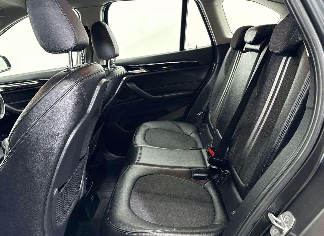 2022 BMW X1 2022 BMW X1