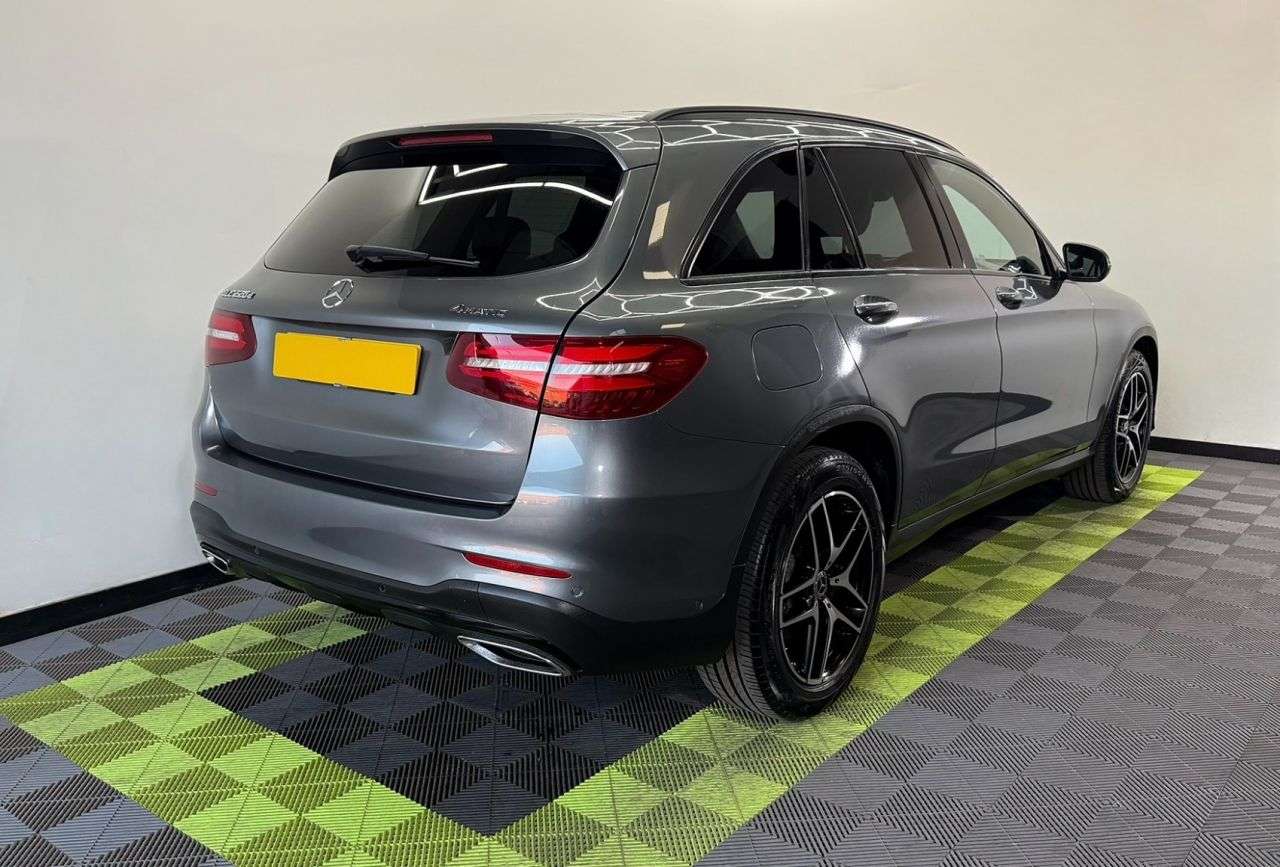 A 2019 MERCEDES-BENZ GLC 2.1 GLC220d AMG Night Edition SUV 5dr Diesel G-Tronic+ 4MATIC Euro 6 (s/s) A 2019 MERCEDES-BENZ GLC 2.1 GLC220d AMG Night Edition SUV 5dr Diesel G-Tronic+ 4MATIC Euro 6 (s/s)