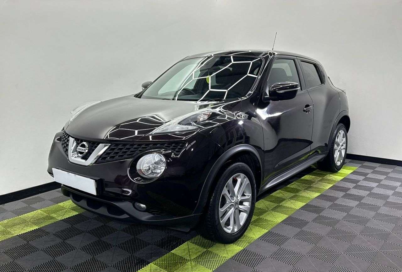 A 2015 NISSAN JUKE 1.5 dCi 8v Acenta Premium SUV 5dr Diesel Manual Euro 5 (s/s) (110 ps) A 2015 NISSAN JUKE 1.5 dCi 8v Acenta Premium SUV 5dr Diesel Manual Euro 5 (s/s) (110 ps)