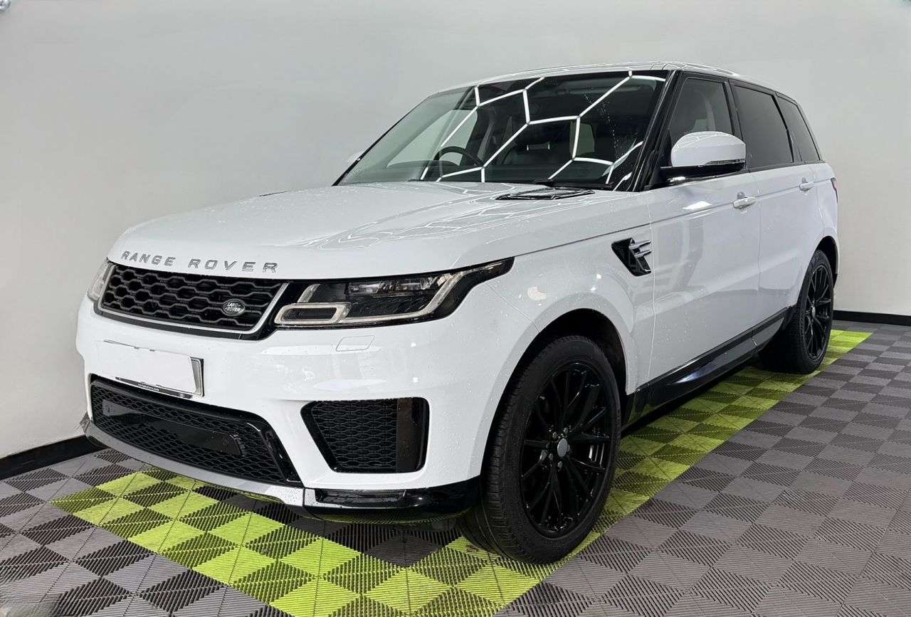 A 2019 LAND ROVER RANGE ROVER SPORT 3.0 SD V6 HSE SUV 5dr Diesel Auto 4WD Euro 6 (s/s) (306 ps) A 2019 LAND ROVER RANGE ROVER SPORT 3.0 SD V6 HSE SUV 5dr Diesel Auto 4WD Euro 6 (s/s) (306 ps)