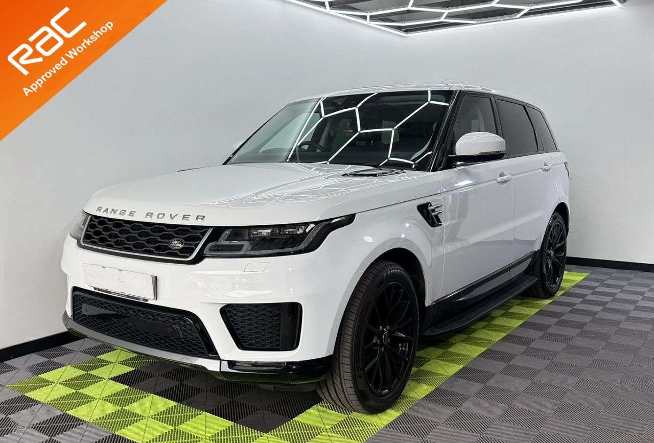 A 2019 LAND ROVER RANGE ROVER SPORT 3.0 SD V6 HSE SUV 5dr Diesel Auto 4WD Euro 6 (s/s) (306 ps) A 2019 LAND ROVER RANGE ROVER SPORT 3.0 SD V6 HSE SUV 5dr Diesel Auto 4WD Euro 6 (s/s) (306 ps)
