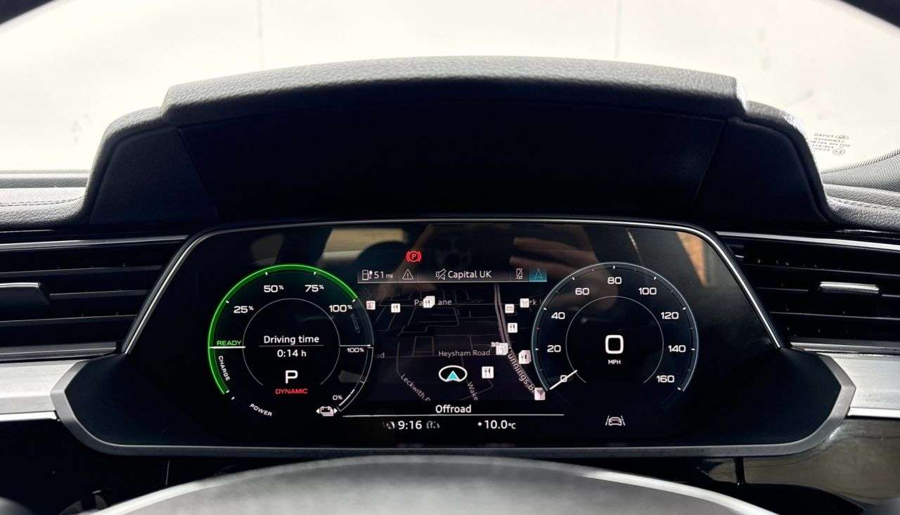 2022 AUDI E-TRON 2022 AUDI E-TRON