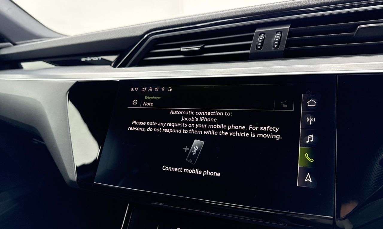 2022 AUDI E-TRON 2022 AUDI E-TRON