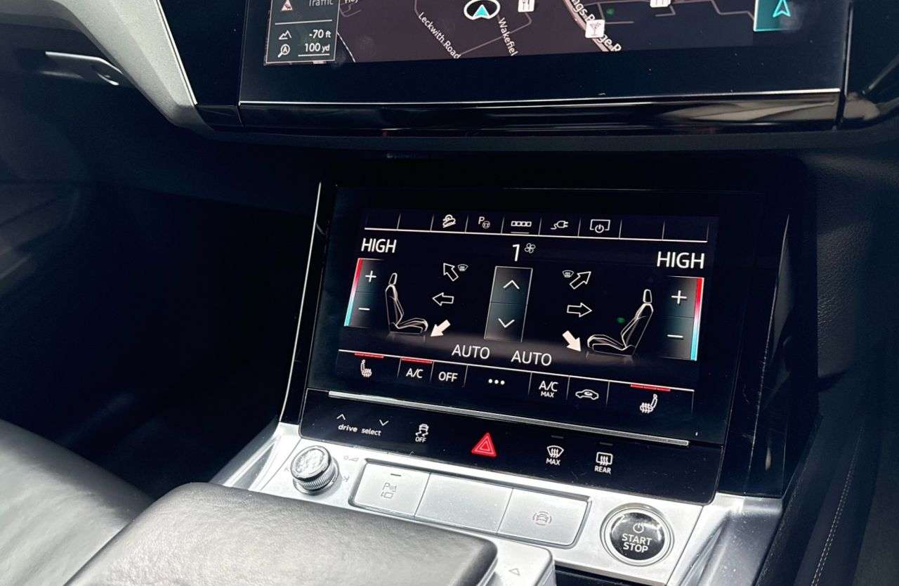 2022 AUDI E-TRON 2022 AUDI E-TRON